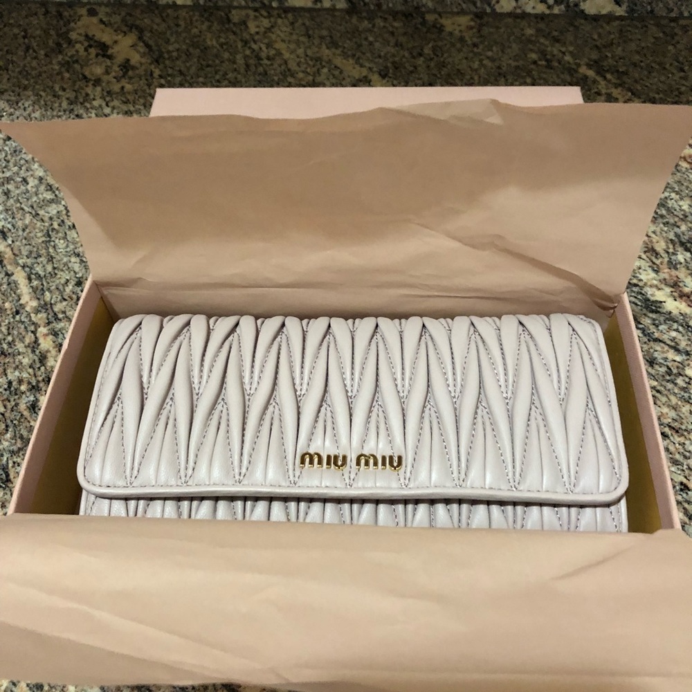 New Miu Miu Matelasse Wallet - image 1